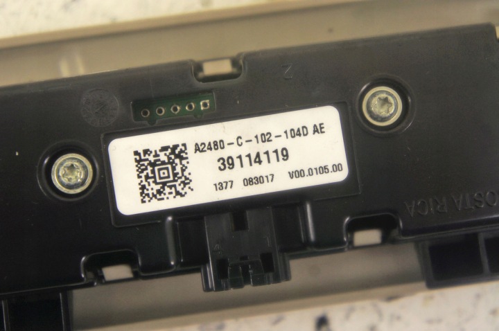 UQ073 OPEL INSIGNIA B AMPOULE PLAFONNIERS 39114119 AR