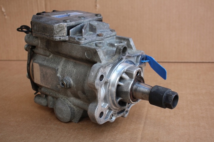 POMPE INJECTION 0.73 BMW E46 E39 M47 2.0D 136KM 7788633 BOSCH (1253)