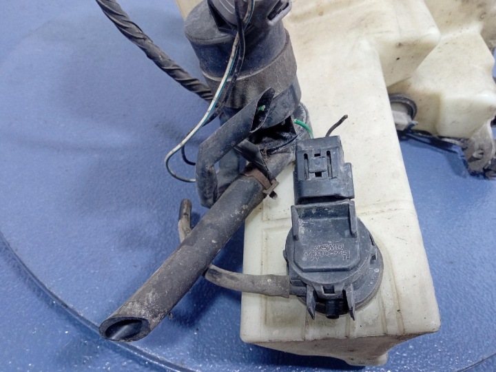 MAZDA 5 I CR RÉSERVOIR LAVE-GLACE POMPE 860142-728