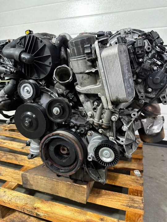 MOTEUR COMPLET MERCEDES SL SL230 SL550 W230 R230 5.5 V8 273965