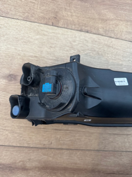 PHARE ANTIBROUILLARD PHARES ANTIBROUILLARD DROIT VW CRAFTER II MAN TGE 7C0941662A