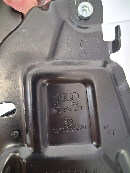 ACCOUDOIR CENTRAL TUNNELS CUIR CUIR AUDI A4 B8 A5 8T LIFT 8K0864283