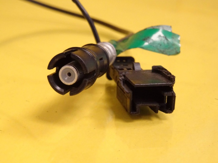 ANTENNE RADIO RADIO CITROEN C3 9636600680 NR118