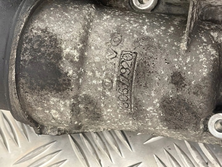 2005 VOLVO S80 SUPPORT FILTRE HUILES 6740273266