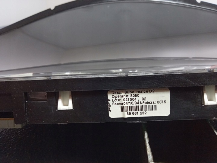 PEUGEOT 407 2,2 TABLEAU DE BORD COMPTEUR EUROPE 9651855280