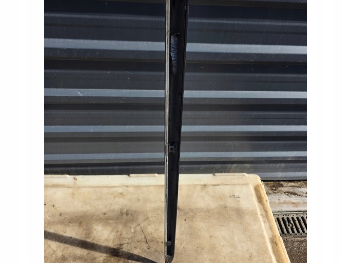 MOULURE SEUIL DROITE AUDI A4 B9 S LINE 8W0853932 LX5R ORIGINAL