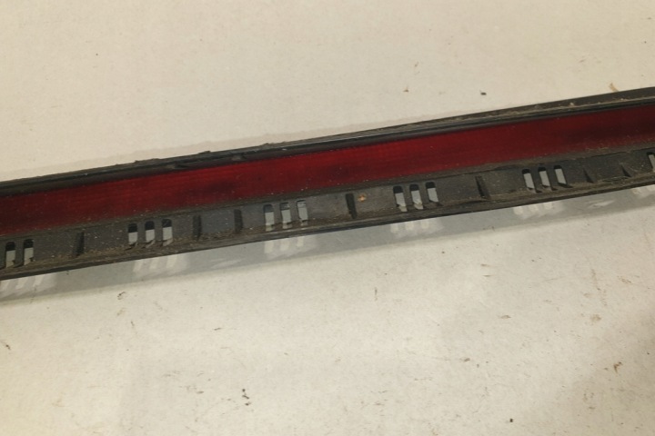 SUPPLÉMENTAIRE FEUX STOP VW PASSAT VARIANT B5 (3B5) 3B9945097A 2.0L GASOLINE