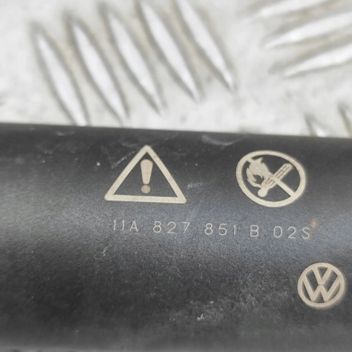 GAUCHE SERVOMOTEUR COUVERCLES DE COFFRE COUVERCLES DE COFFRE VW ID.4 (E21) 11A827851B 35638302 220KW 2023