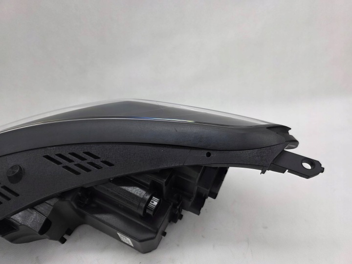 HYUNDAI TUCSON III 3 LIFT 18+ PHARE AVANT DROITE COMPLET LED EUROPE 92102D7700