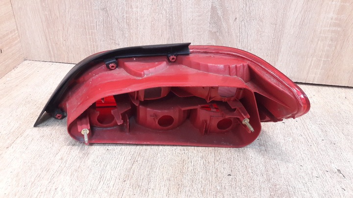 23360711 FARO IZQUIERDO PARTE TRASERA PEUGEOT 406 05R VALEO 