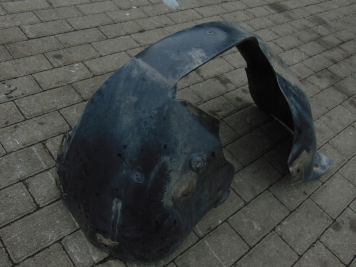PASSAGE DE ROUE DROIT AVANT VW GOLF 5 V PLUS EUROPE