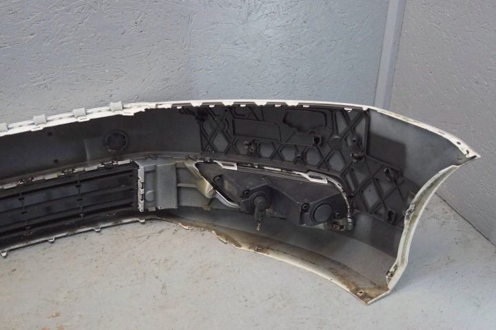 PARE-CHOCS AVANT VW PASSAT B7 (Z1531)
