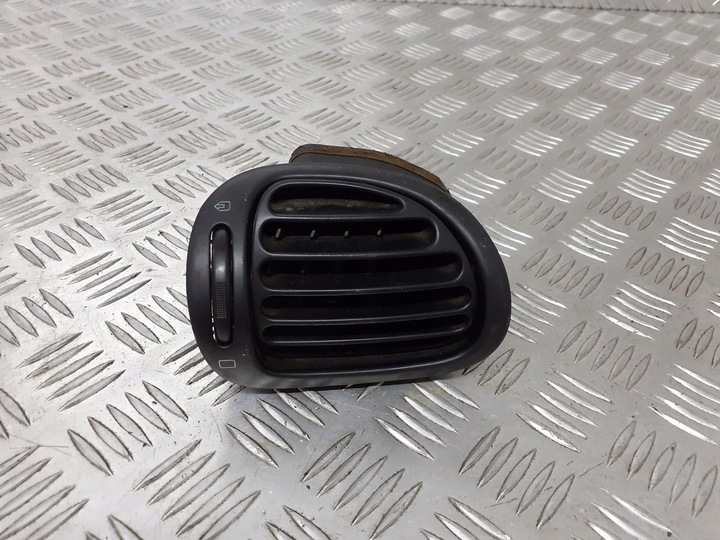 DEFLECTOR DE VENTILACIÓN IZQUIERDA PEUGEOT 206 1.4 HDI 9632184877 