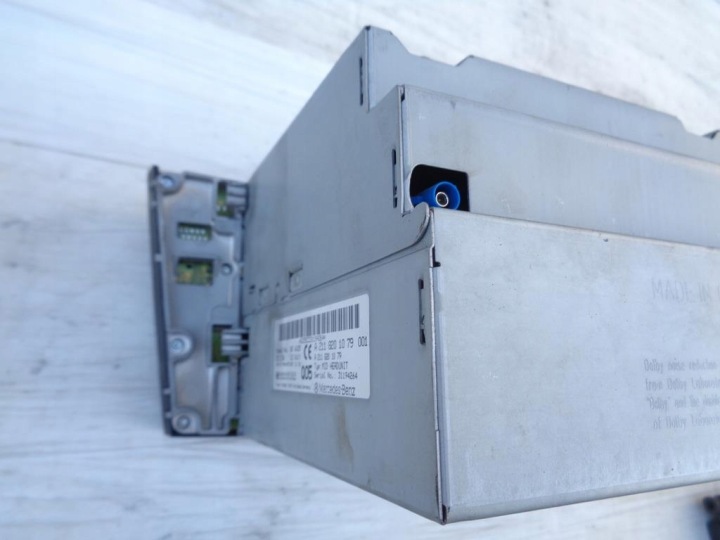 RADIO D'USINE NAVIGATION MERCEDES-BENZ CLASSE E W211 OE A2118201079