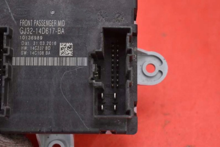 CONTRÔLEUR MODULE PORTES DROIT AVANT GJ32-14D617-BA JAGUAR F-PACE X761 16-20