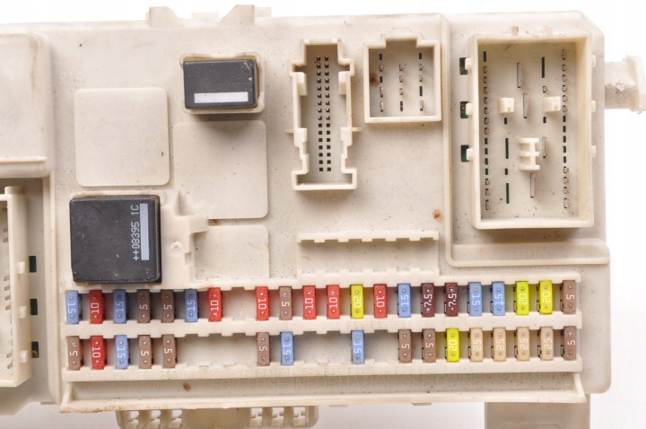 VOLVO C30 S40 II V50 C70 II BOÎTE MODULE FUSIBLE CLÉ 31268178 31300354