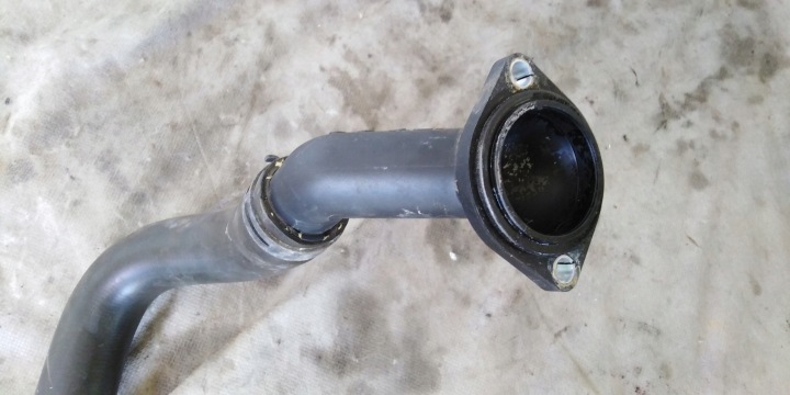 FIL TUYAU EAU 1,6 MPI BSE SKODA VW SEAT 08R