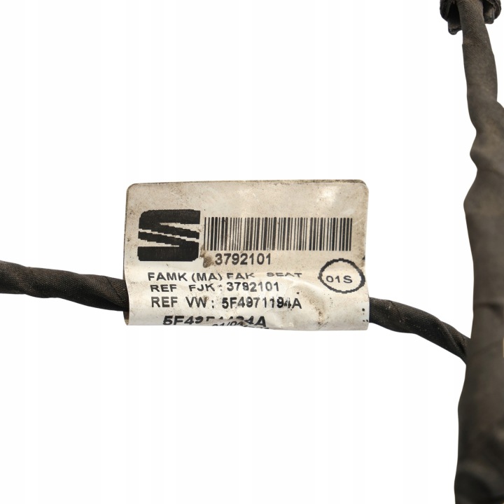 SEAT LEON 5F FAISCEAU DE CÂBLES FILS PARE-CHOCS CAPTEURS STATIONNEMENT ARRIÈRE 5F4971194A