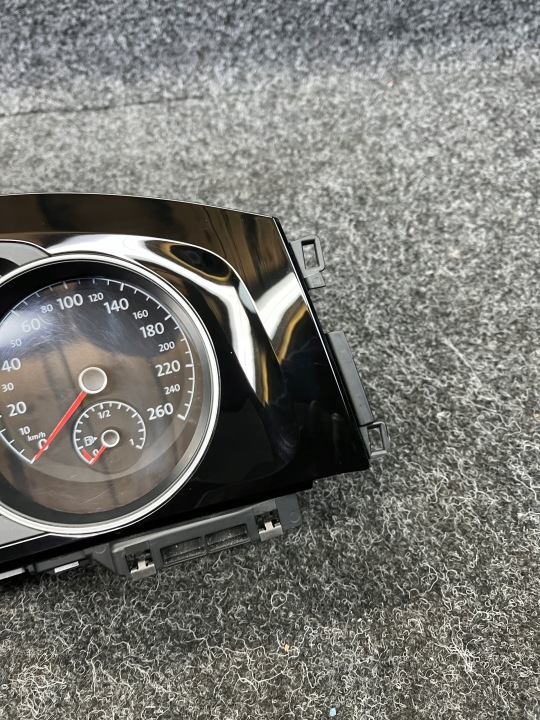 VW GOLF VII COMPTEUR TABLEAU DE BORD 5G1920741C
