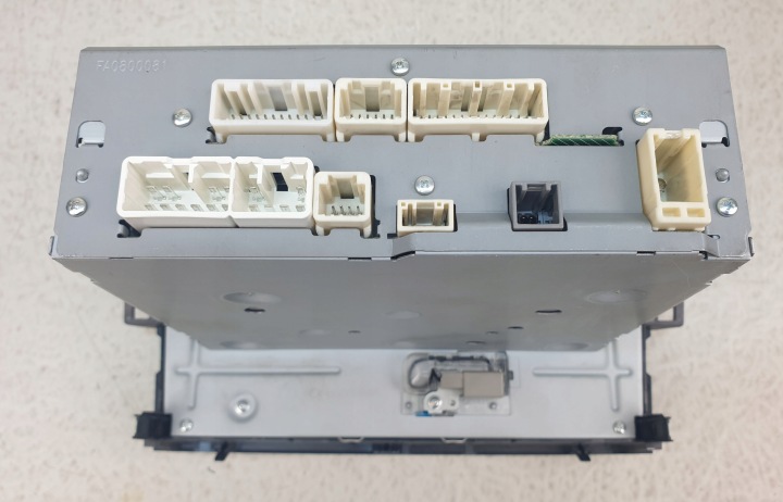 TOYOTA VERSO 13-18 RADIO CD DVD NAVIGATION DOTYK 86140-0F050 ORIGINAL