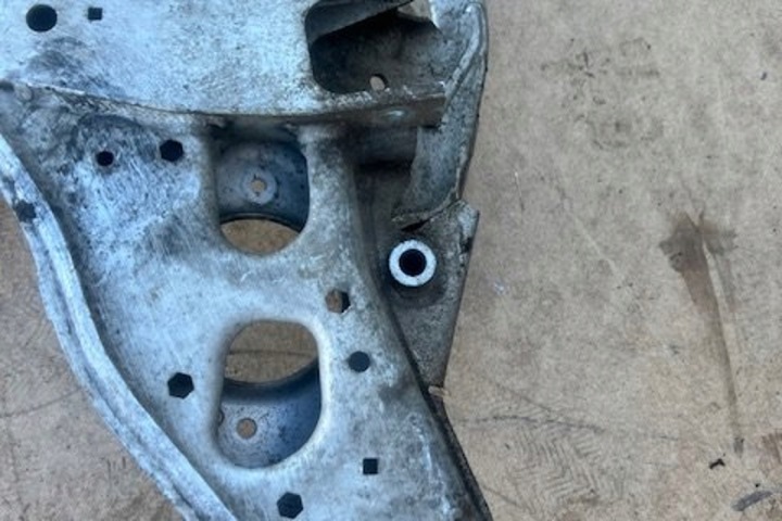 CHÂSSIS AVANT BMW 3 (E90) 15008112 2.0L GASOLINE 95KW 2005