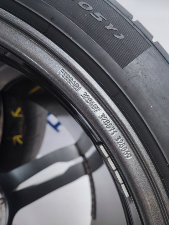 ROUES JANTES FERRARI GTC4 LUSSO 328456 328457