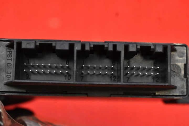 CONTRÔLEUR MODULE STATIONNEMENT PDC 4E0919283C AUDI A8 D3 LIFT 05-07