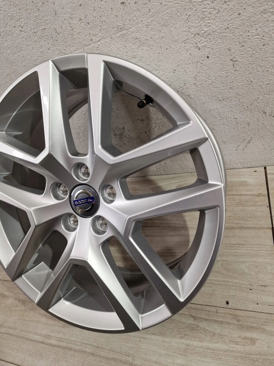 LLANTA ALUMINIO VOLVO CON XC60 7.5X18 5X108 ET 55 