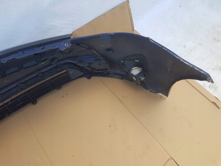 PARE-CHOCS AVANT TOYOTA AVENSIS T29 2015-2018 COMPLET 8T5