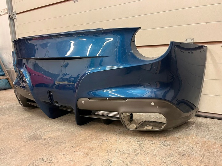 FERRARI F12 BERLINETTA PARAGOLPES REAR BUMPER OE 084358900 