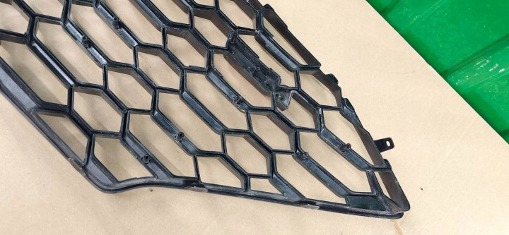 CALANDRE RADIATEUR GRILLE AVANT HYUNDAI I30 86351-G4EA0