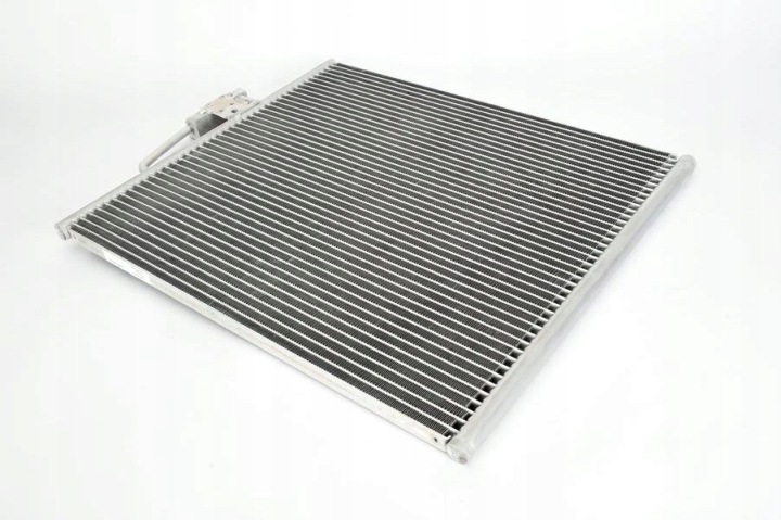 RADIATEUR CLIMATISATION BMW 5 E39 520I 523I 528I 535I 540I 525 TDS