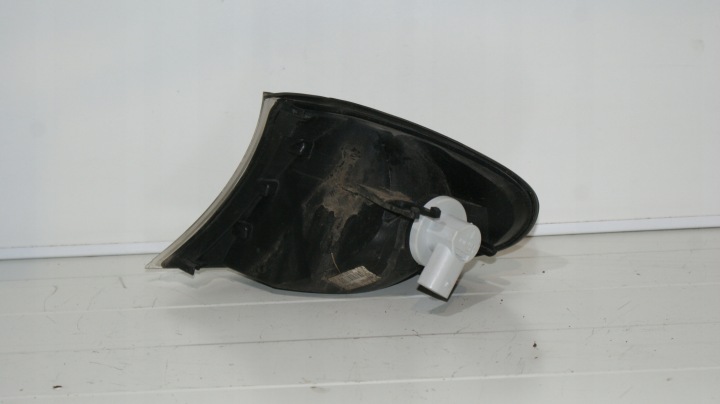 BMW E46 BERLINE CLIGNOTANT CLIGNOTANT DROIT 6915378