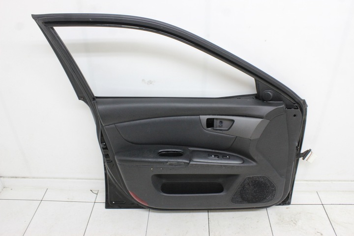 KIA MAGENTIS II 05R- DE PUERTA IZQUIERDA PARTE DELANTERA IZQUIERDO PARTE DELANTERA EB 