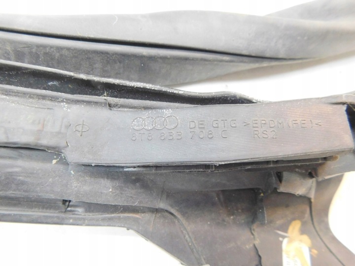 AUDI A5 8T SPORTBACK 12R JOINT D'ÉTANCHÉITÉ PORTES DROIT ARRIÈRE 8T8833708C