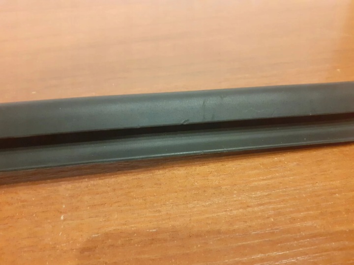 MOULURE RACLOIR DROITS AVANT PORTES AUDI A3 (8V1, 8VK) 8214 2021
