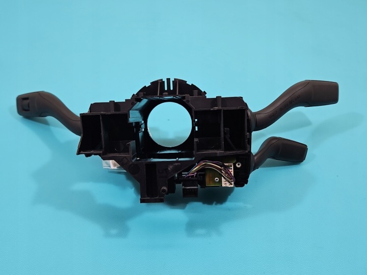 COMMUTATEUR COMPOSITE AUDI A3 8P 8P0953513B 8P0953519