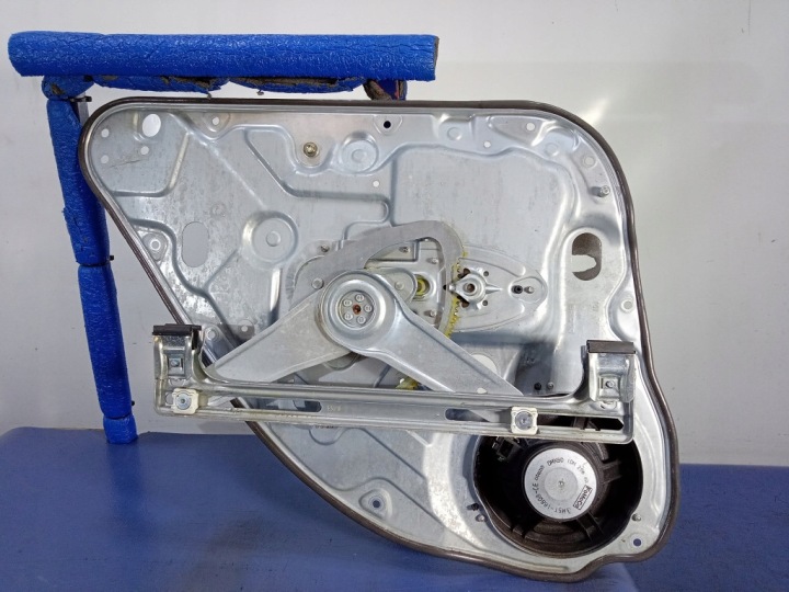 KUGA MK1 ÉLÉVATEUR VITRES ARRIÈRE DROIT 7M51-R045H22-A