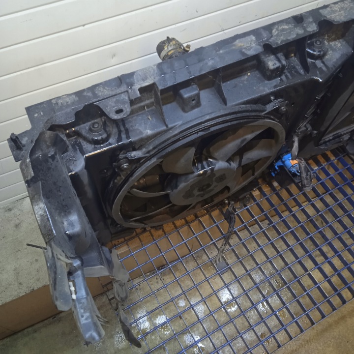 CITROEN C4 II 1.6 VTI ENSEMBLE RADIATEURS VENTILATEUR 9676568880
