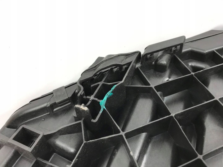 PROJECTEUR DROITE CÔTÉ SKODA OCTAVIA MK4 5E4941010 LIFT GIELDA
