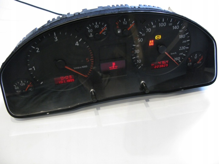 COMPTEUR AUDI A6 C5 TDI 99R- JAEGER 4B0920900C