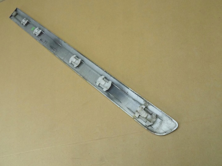 MECEDES W169 W245 MOULURE PORTES GAUCHE AVANT A1696981962