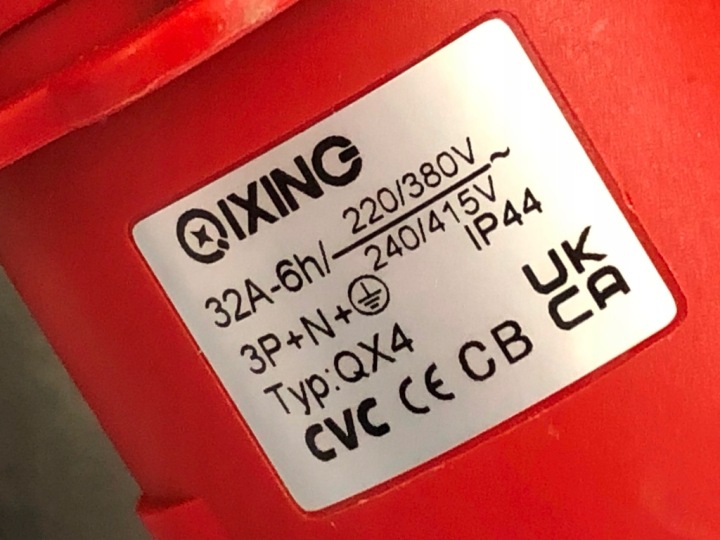 CHARGEUR ÉLECTRIQUE MUFA 32A 380V 7KW TYPE 1 USA KANADA SAEJ1772 IEC61851