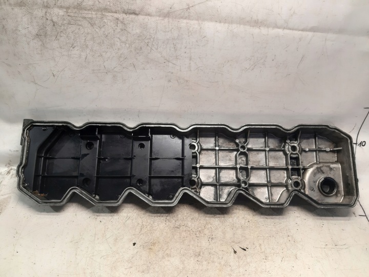 COUVERCLE DE SOUPAPES TECTOR IVECO EUROCARGO II 2 5.9