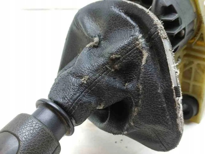CRIC MERCEDES-BENZ VITO W639 115 CDI 150 OM 646.982 A6392600009