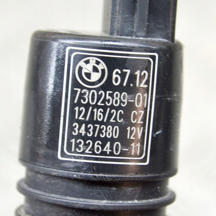 BMW 3 F30 F35 F31 2016 POMPE LAVE-GLACE VITRES AVANT AVANT