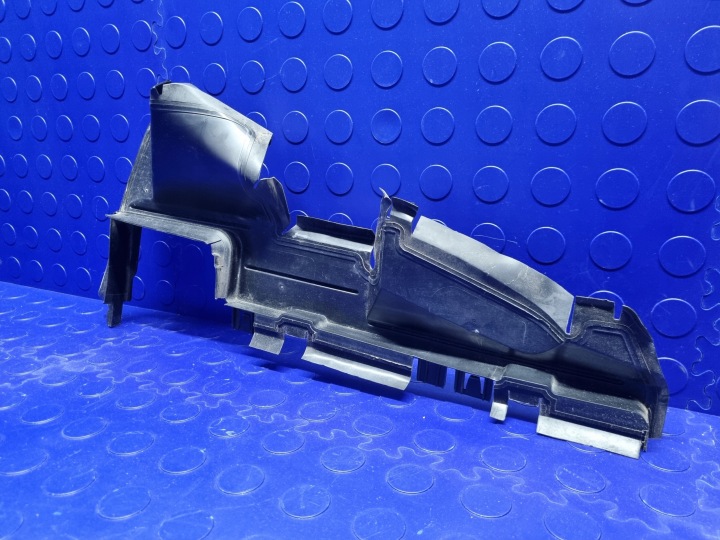AUDI A5 8T DROITE GUIDE D'AIR ORIGINAL 8T0121284AB