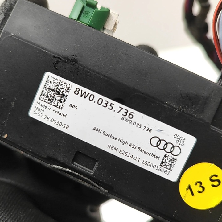 SUPPLÉMENTAIRE RACCORD MULTIMEDII (AUX/USB) AUDI A5 SPORTBACK (F5A) 8W0035736