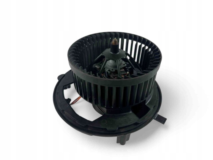 PETIT MOTEUR RÉCHAUFFEURS VW GOLF VII (5G1, BQ1, BE1, BE2) 5Q1819021A 29789544