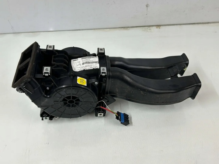 DS DS 9 VENTILATEUR CONDUIT D'AIR VENTILATEUR 1.6 PURETECH 225 ESSENCE 9815114280